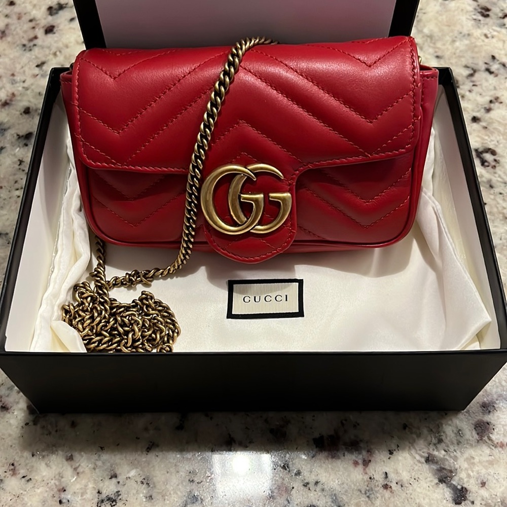 Gucci GG Marmont leather super mini bag